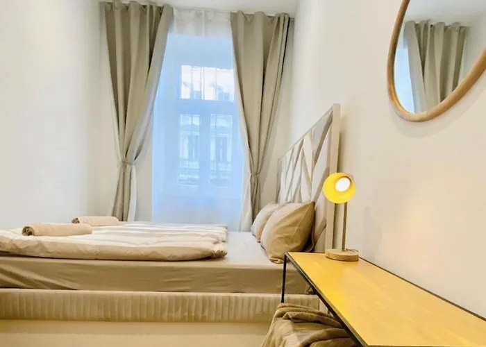 Lovely 4-br Retreat Ottakring With Stunning * Viena