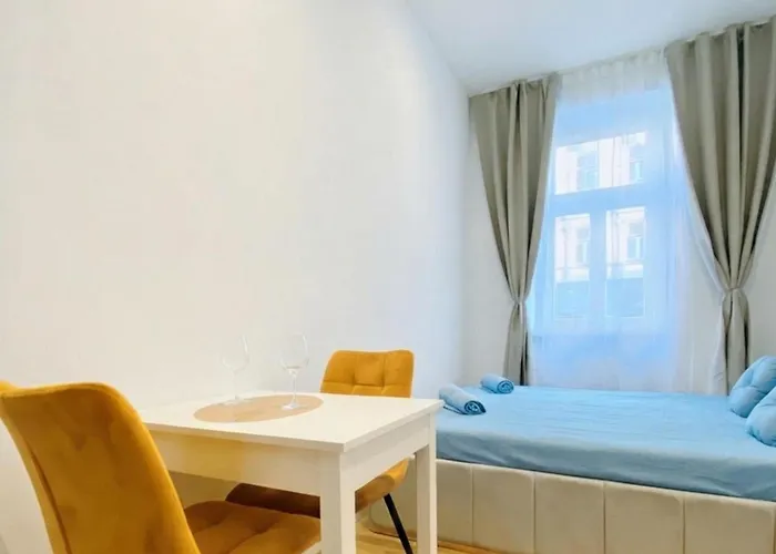 Apartamento Lovely 4-br Retreat Ottakring With Stunning